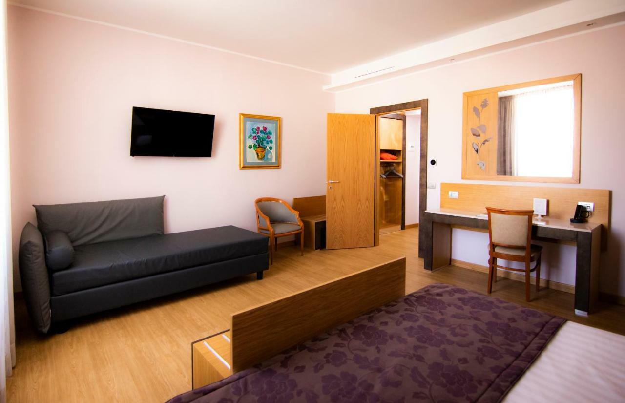 Hotel Vibe Nazionale Rome